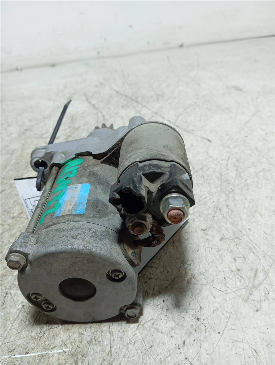 Part image 4