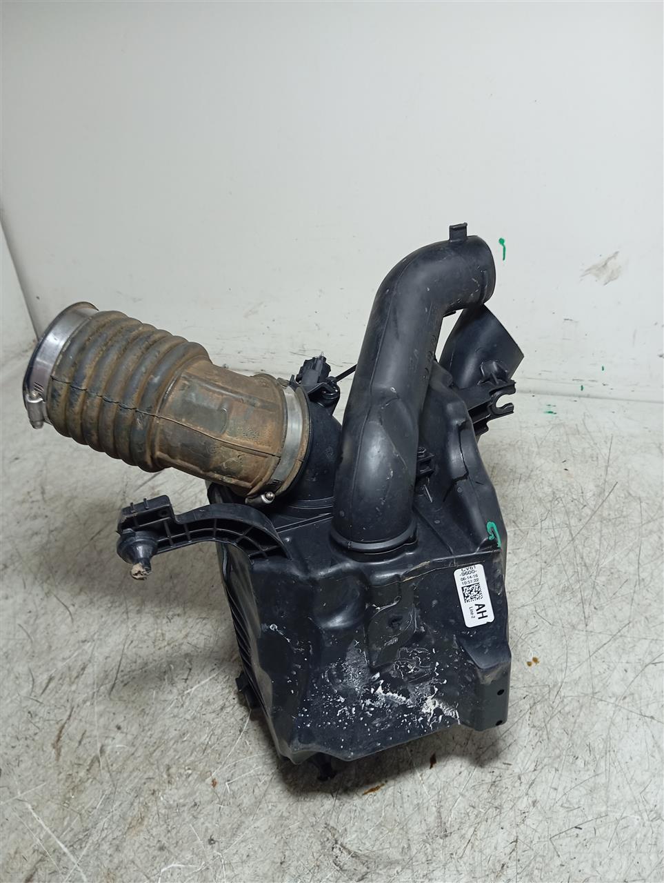 Part image 9