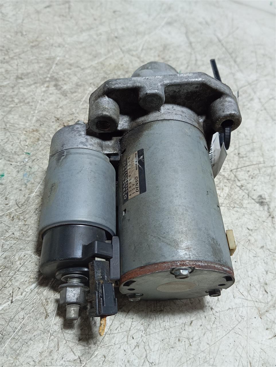 Part image 3