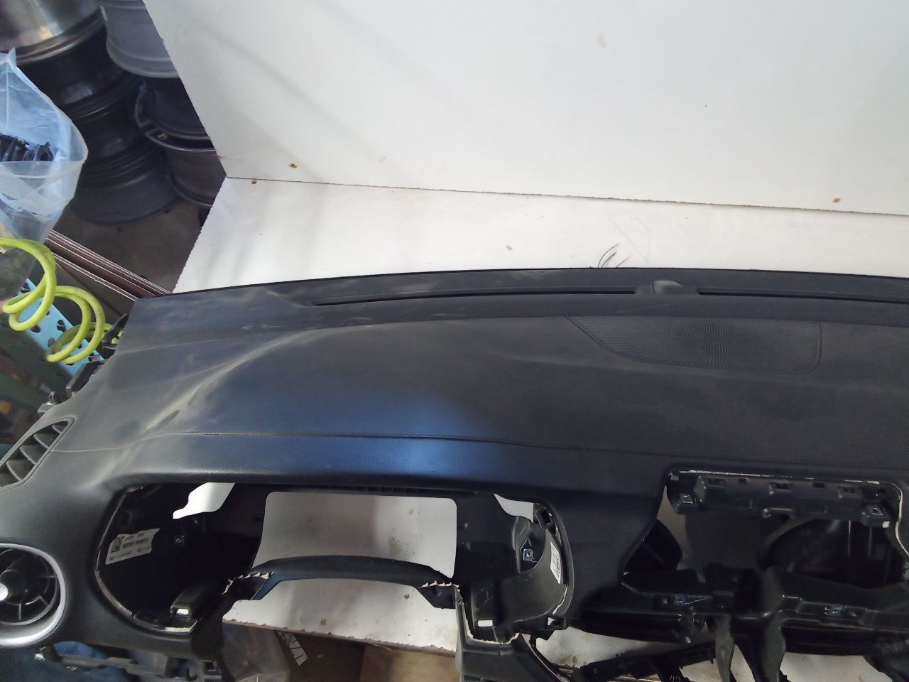 Part image 4