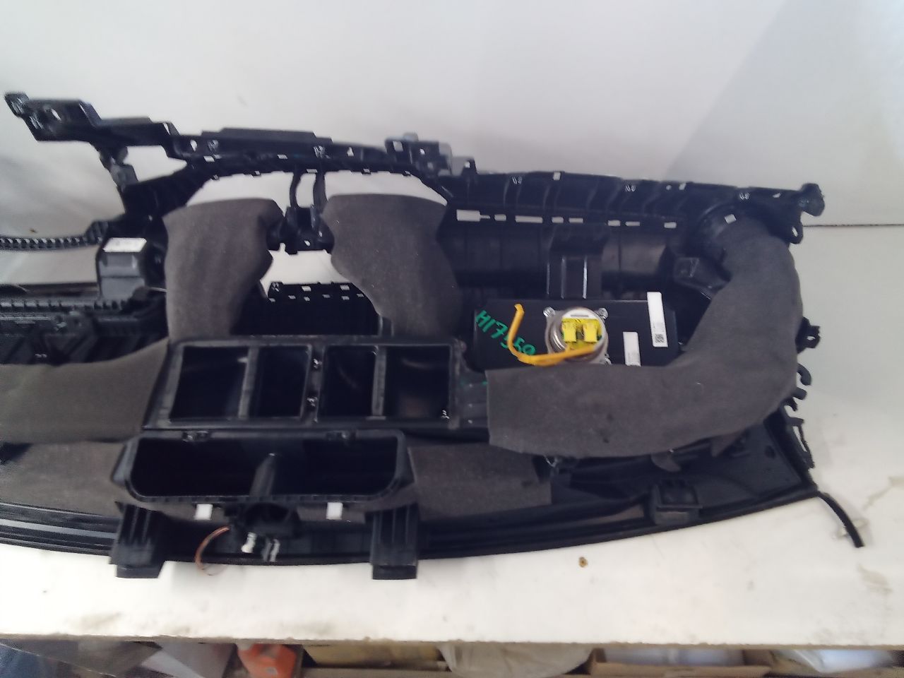 Part image 6