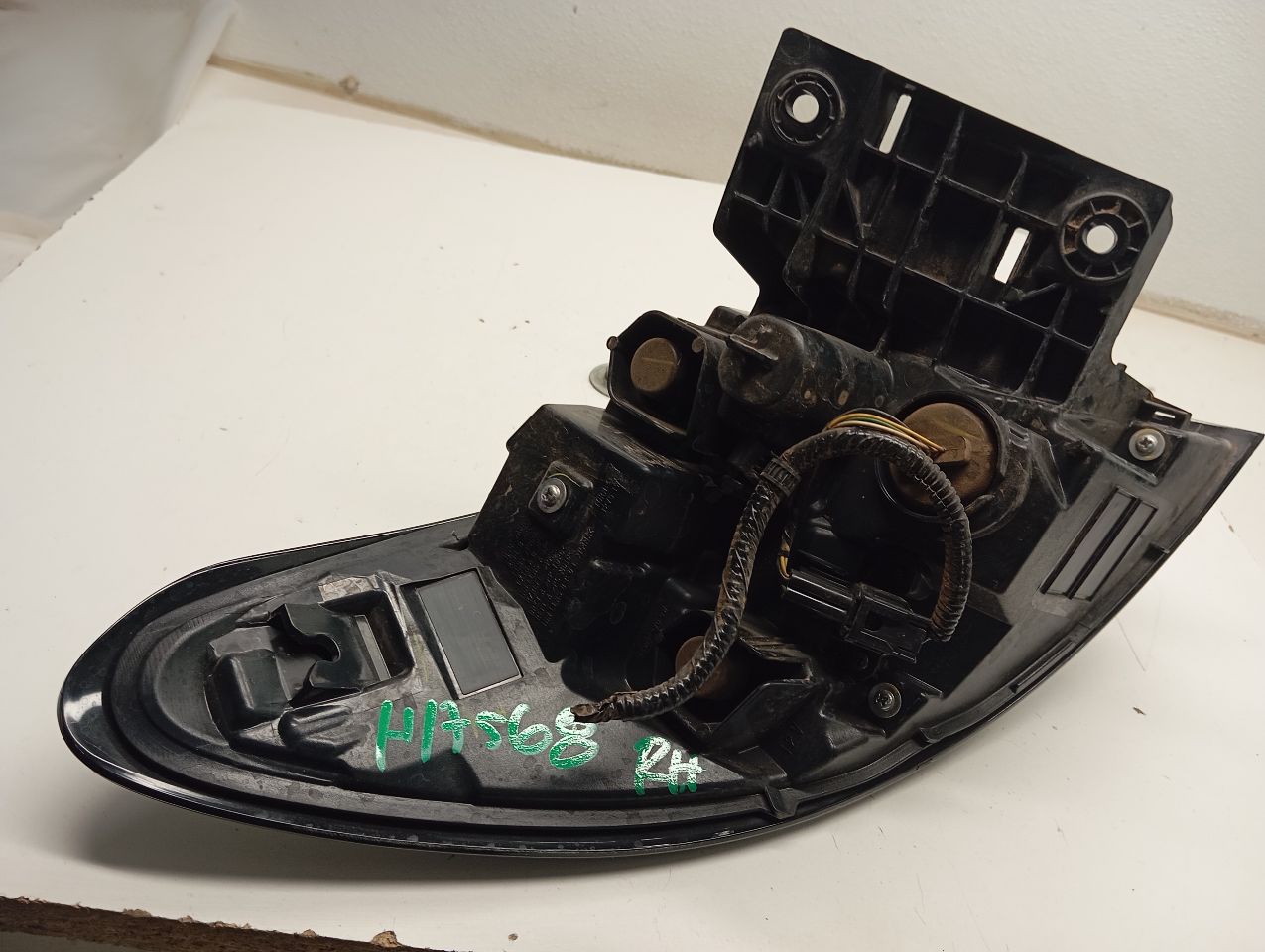 Part image 8