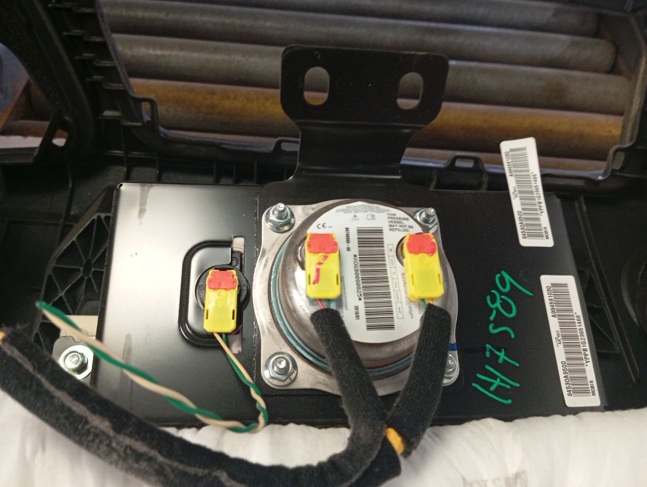 Part image 4