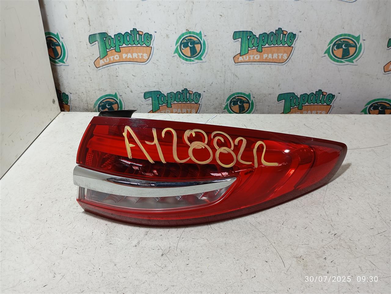 2019 Ford FUSION Tail Lamp