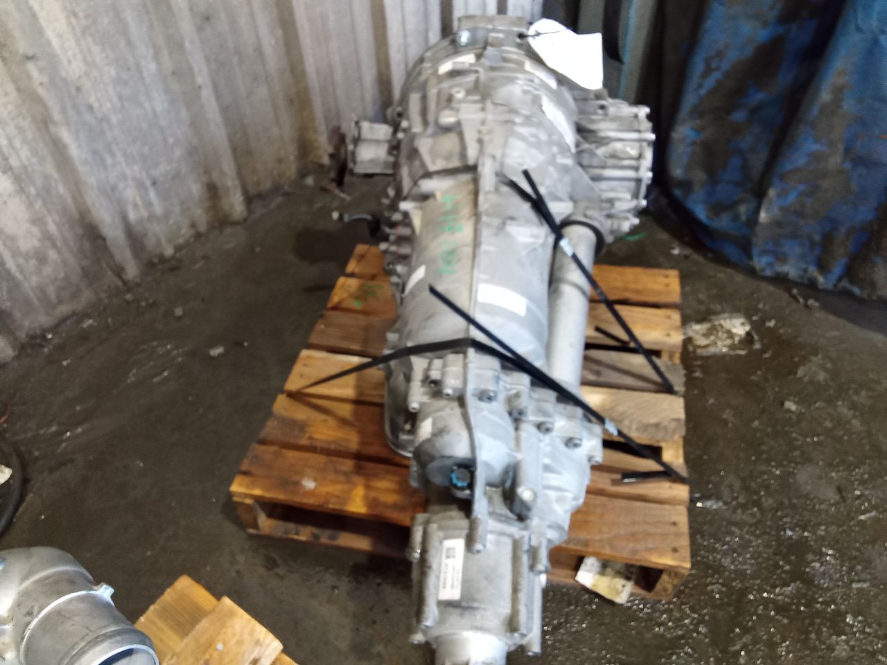 Part image 7