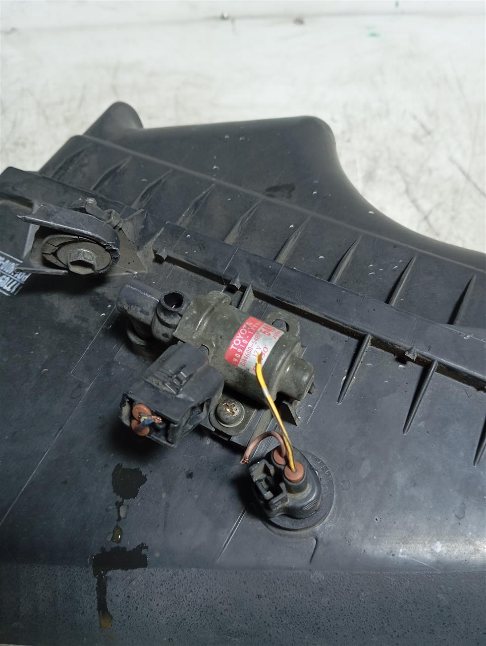 2000 Toyota CAMRY Air Cleaner