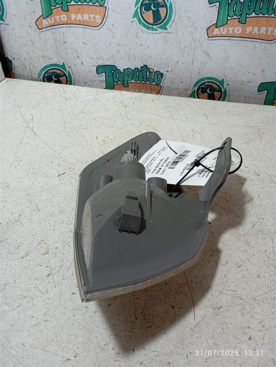 Part image 3
