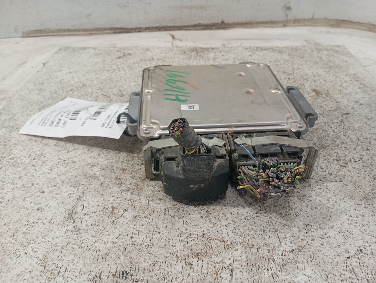Part image 3