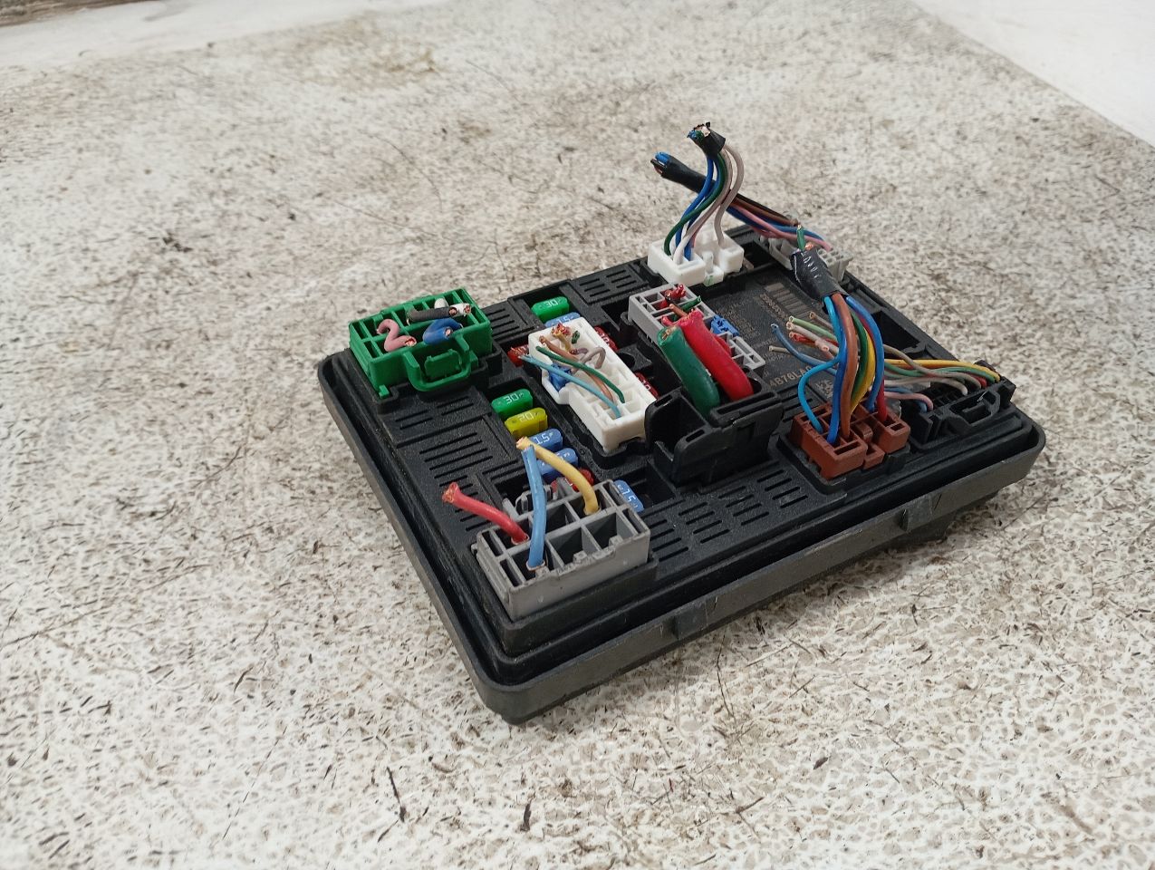 Part image 3