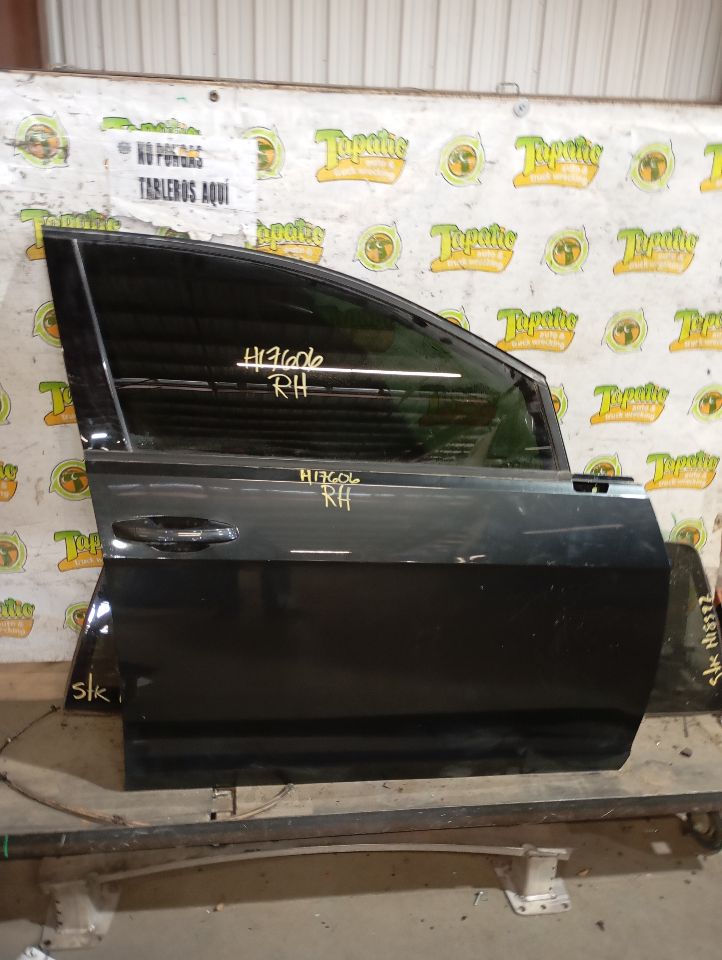 2016 Volkswagen GOLF GTI Door Assembly, Fr