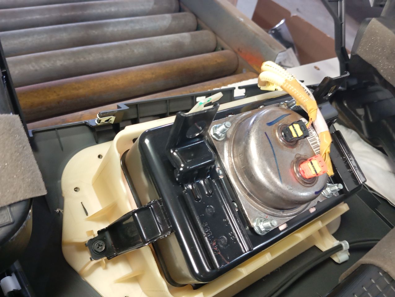 Part image 7