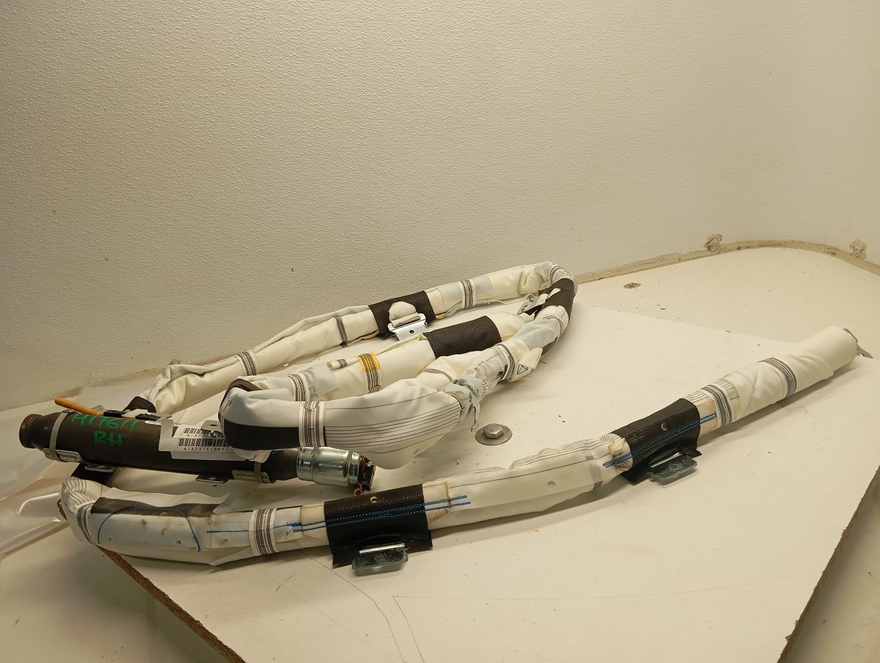 Part image 3