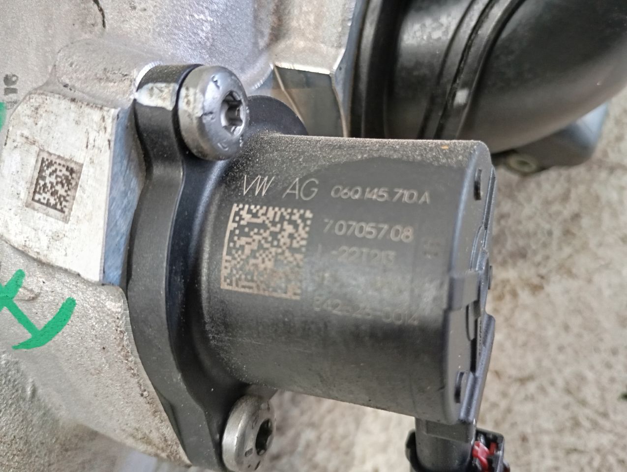 Part image 4