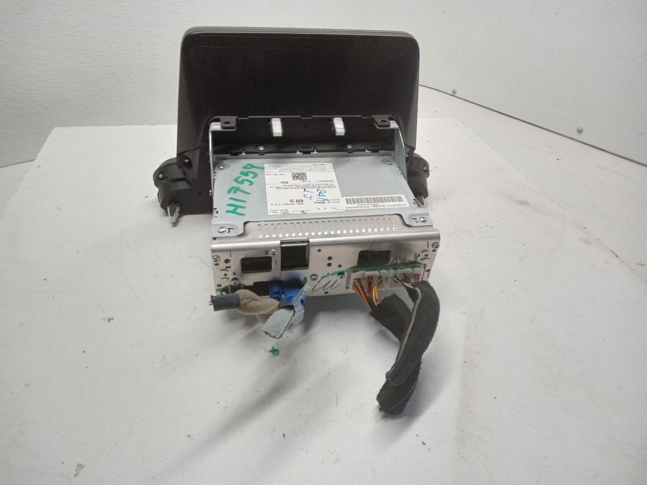 Part image 3