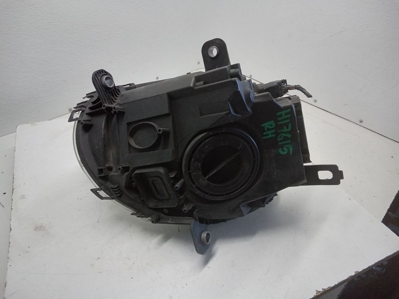 Part image 4