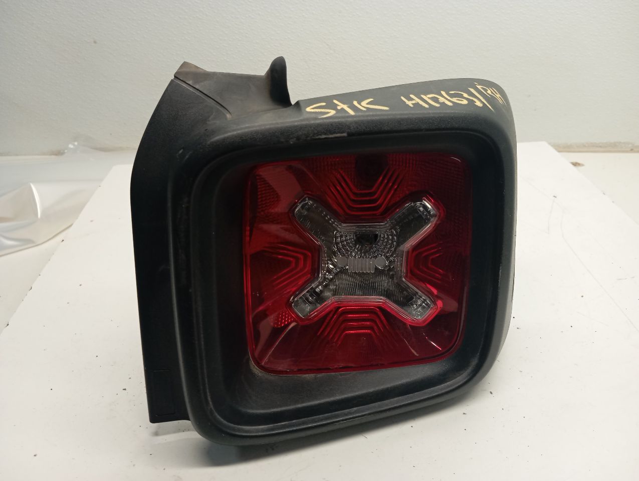 Part image 1