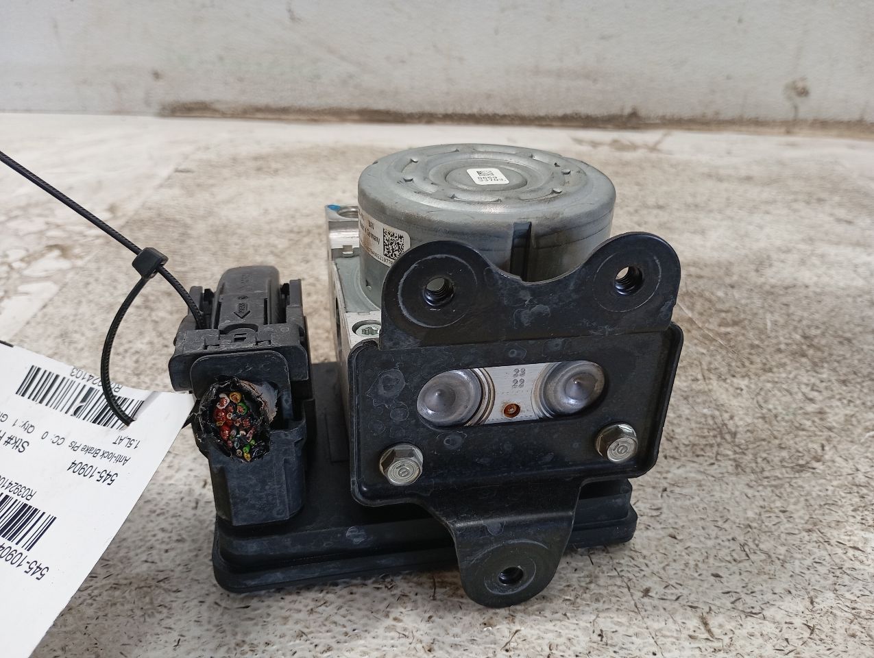 Part image 3