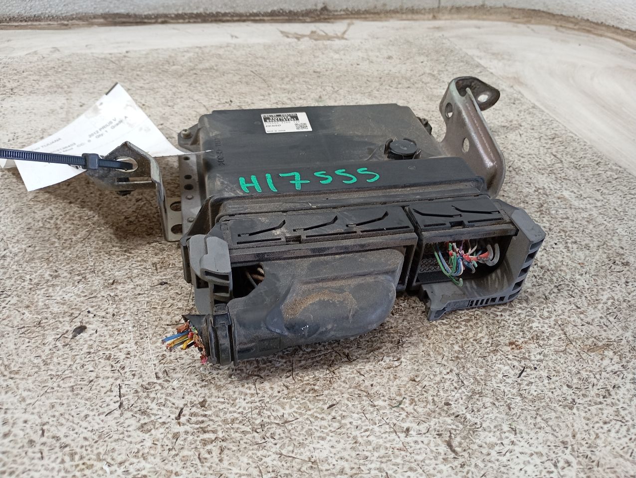 Part image 3