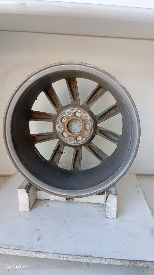 Part image 9
