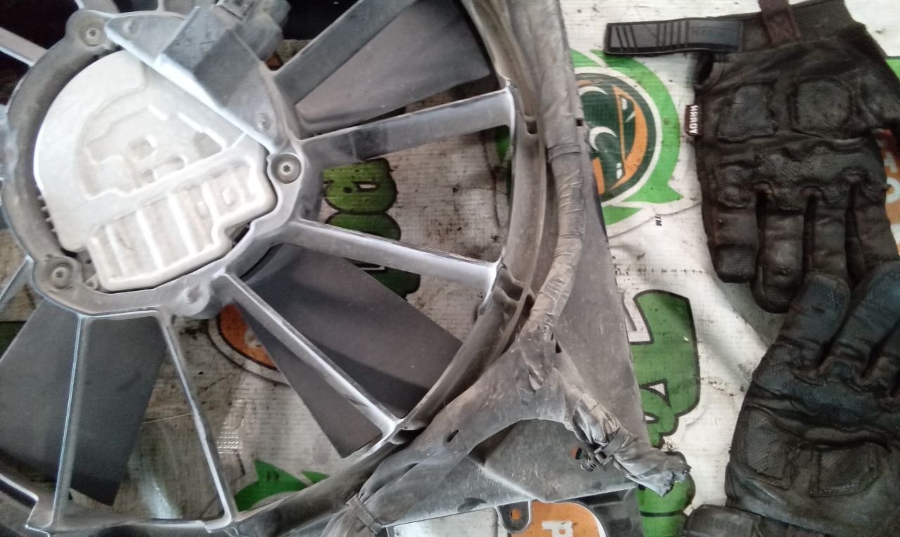 Part image 12