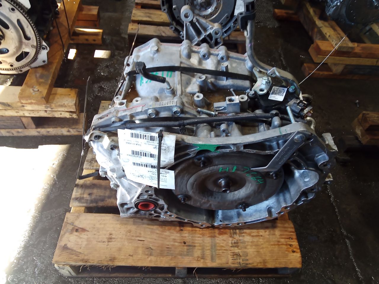 Part image 3