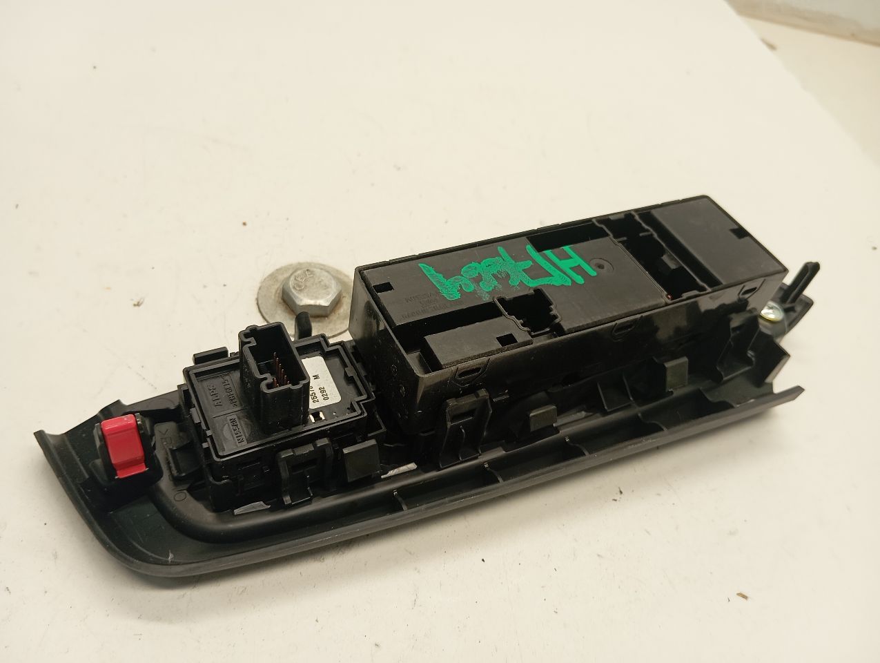 Part image 2