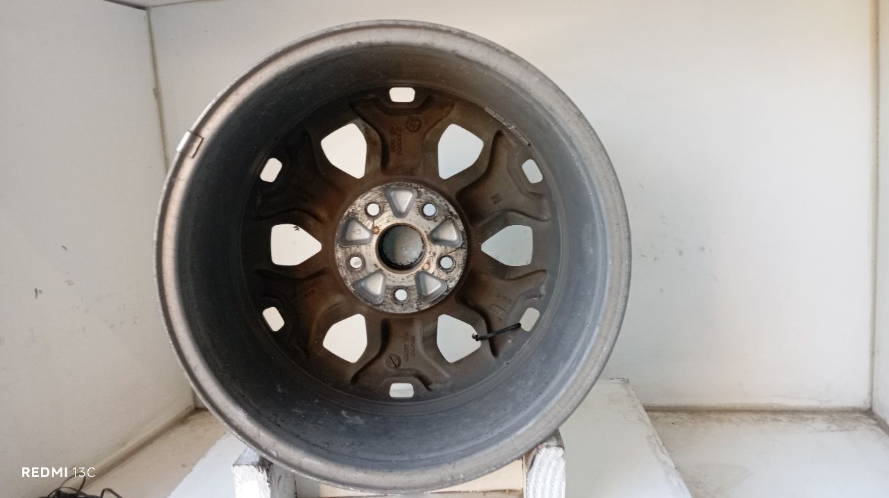 Part image 7