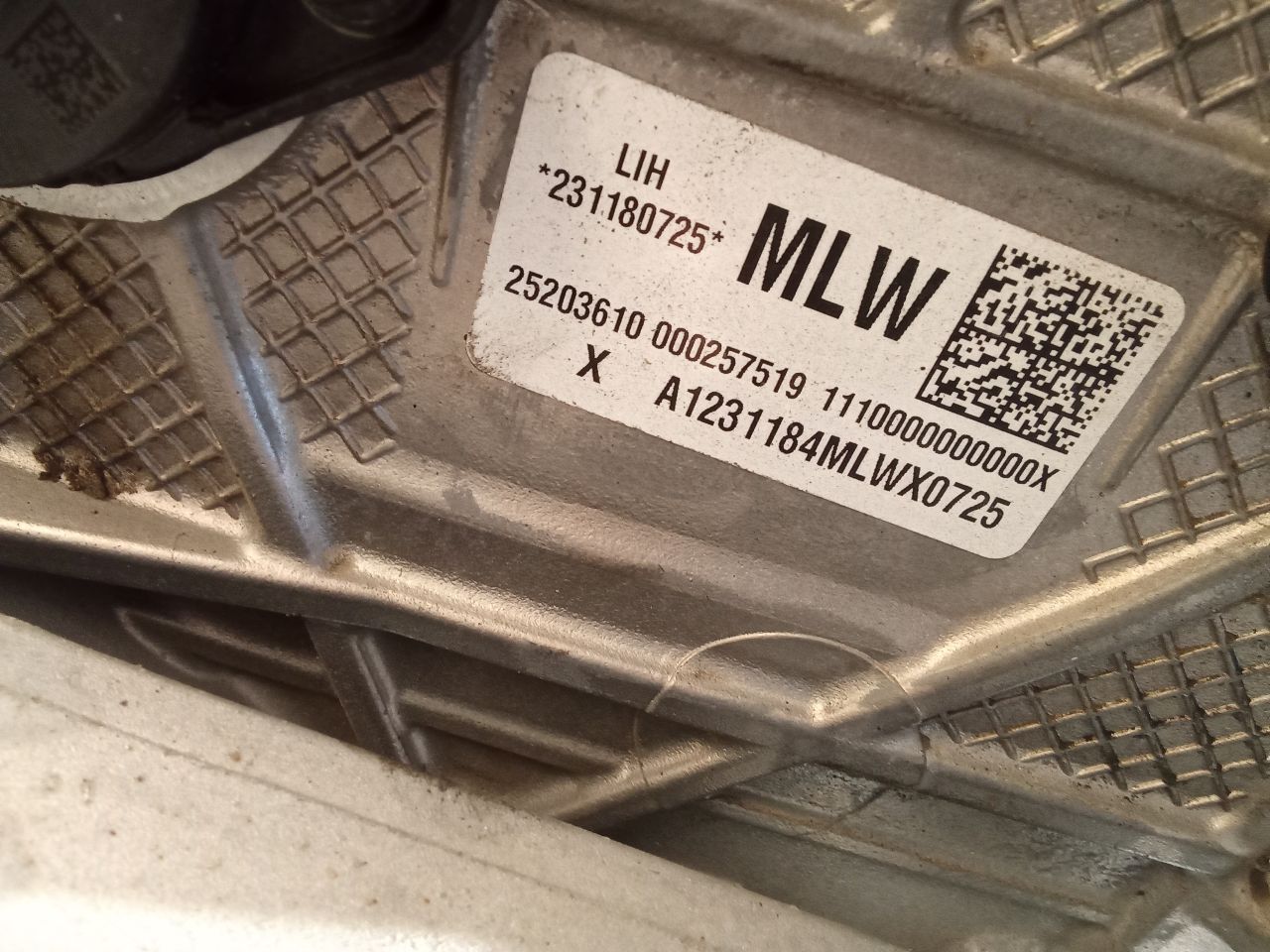 Part image 4