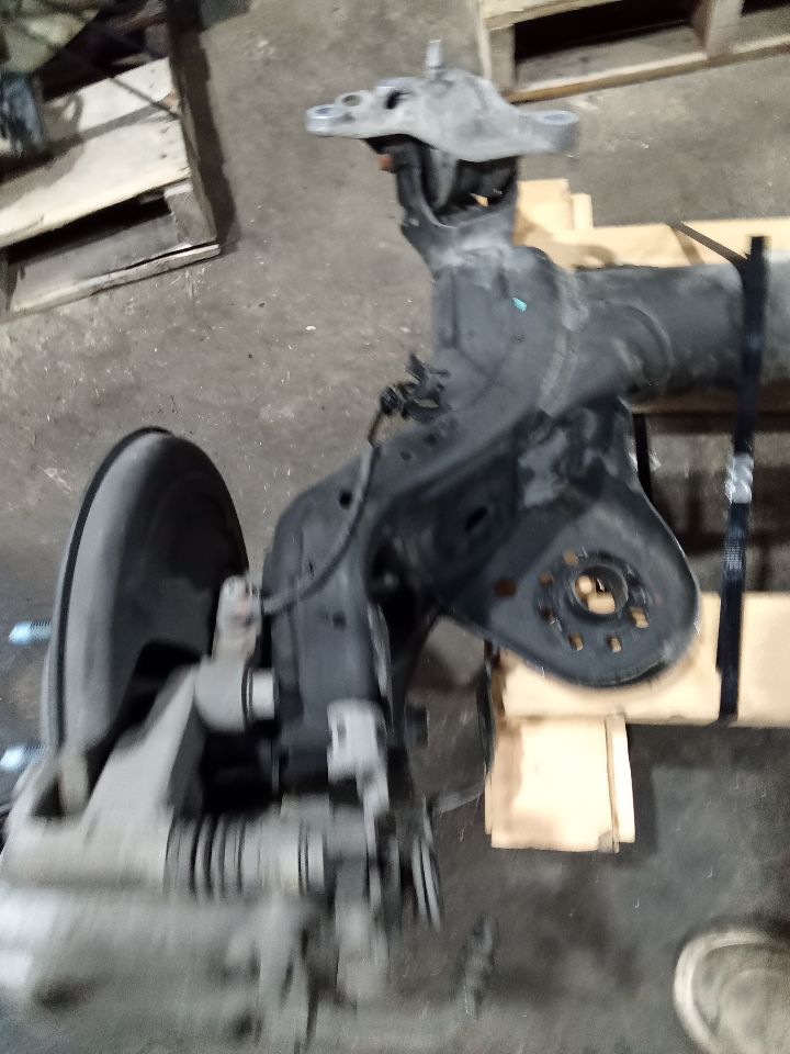 Part image 4