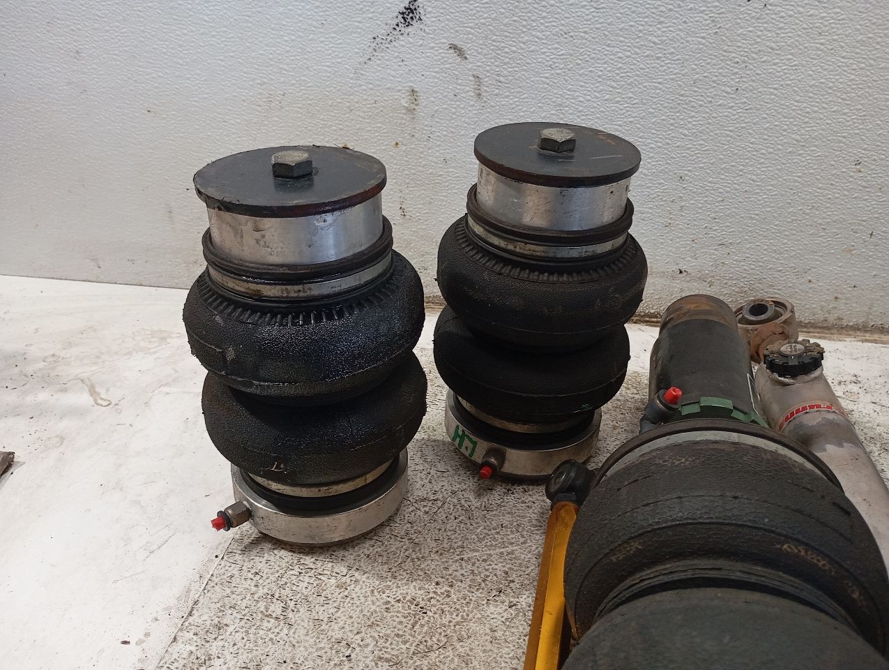 Part image 2