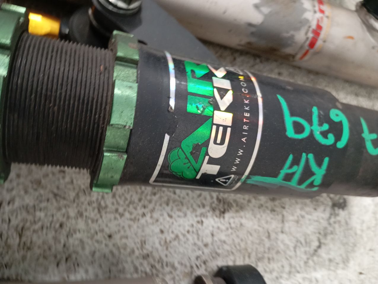 Part image 6