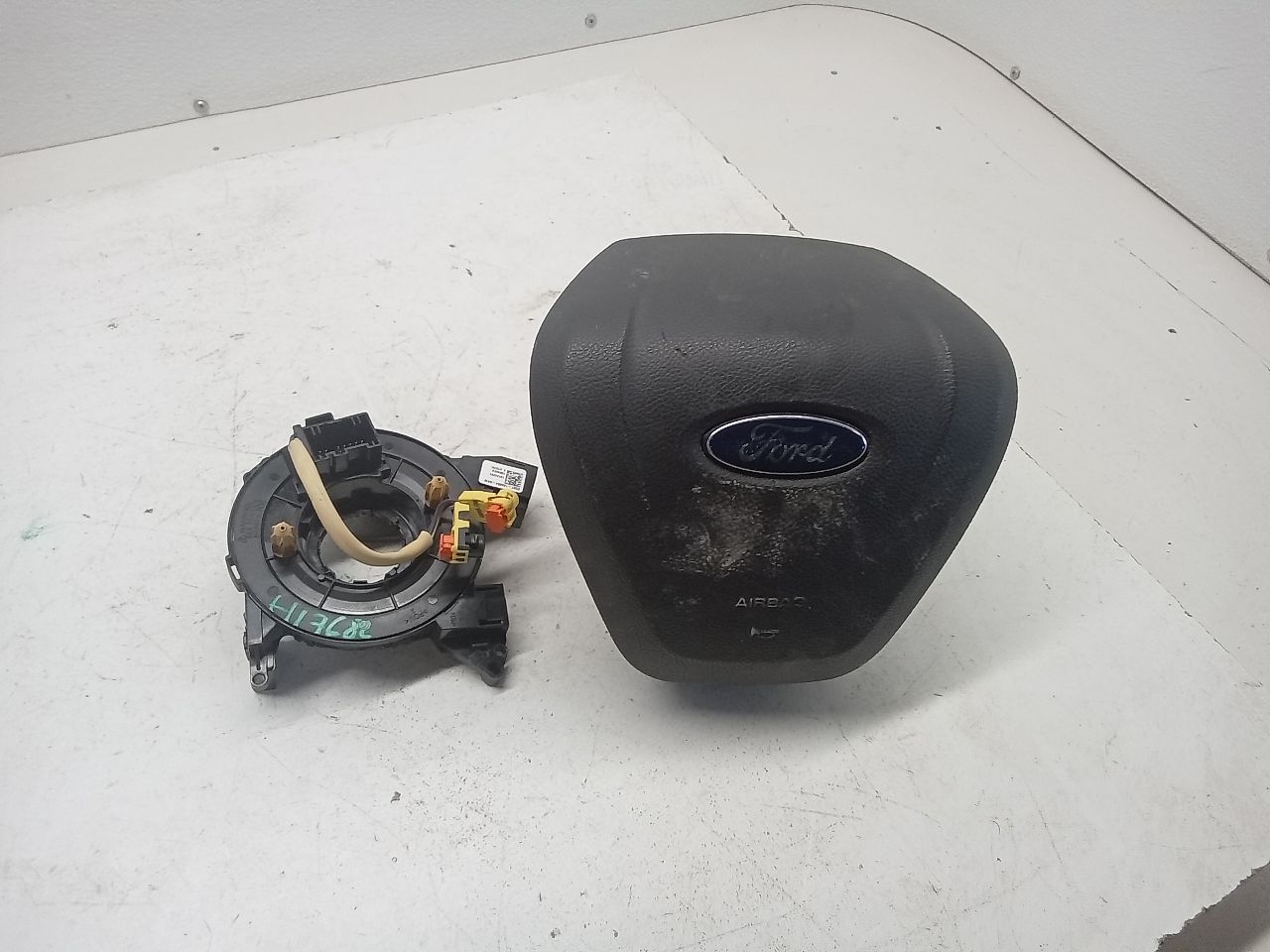 2016 Ford FUSION Air Bag