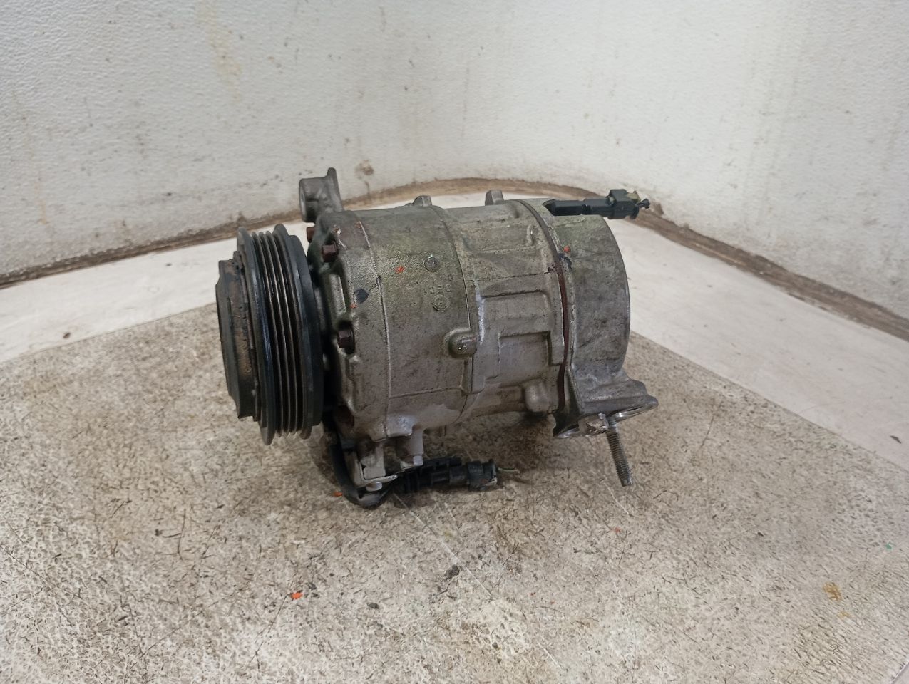Part image 7