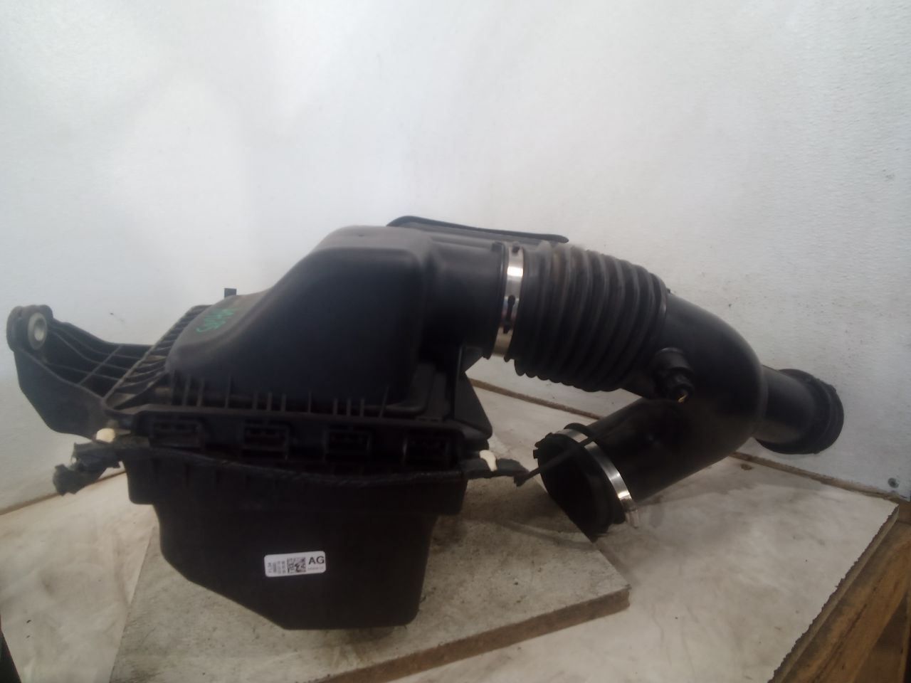 Part image 3