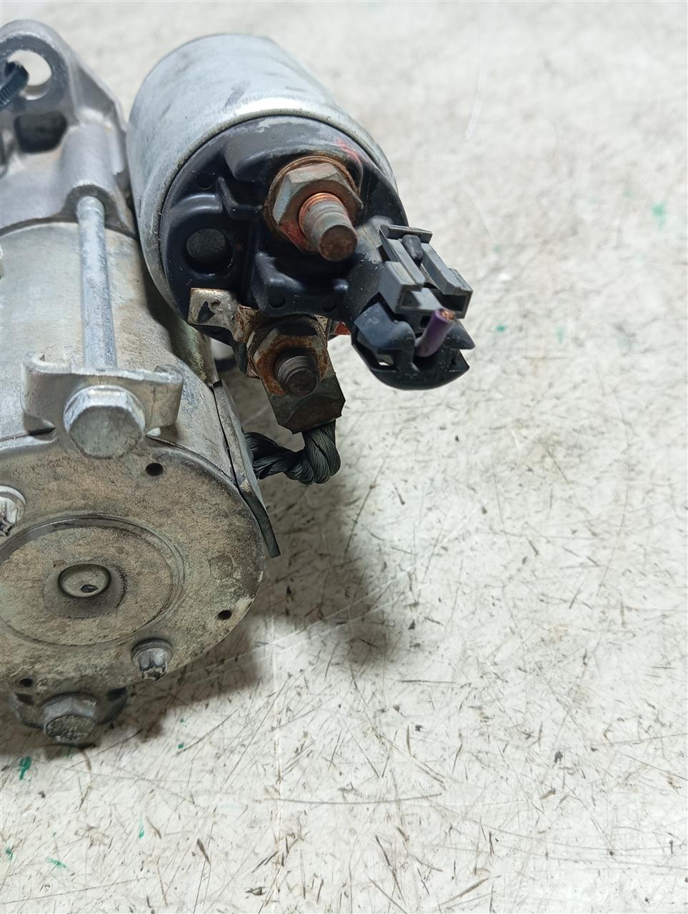 Part image 3
