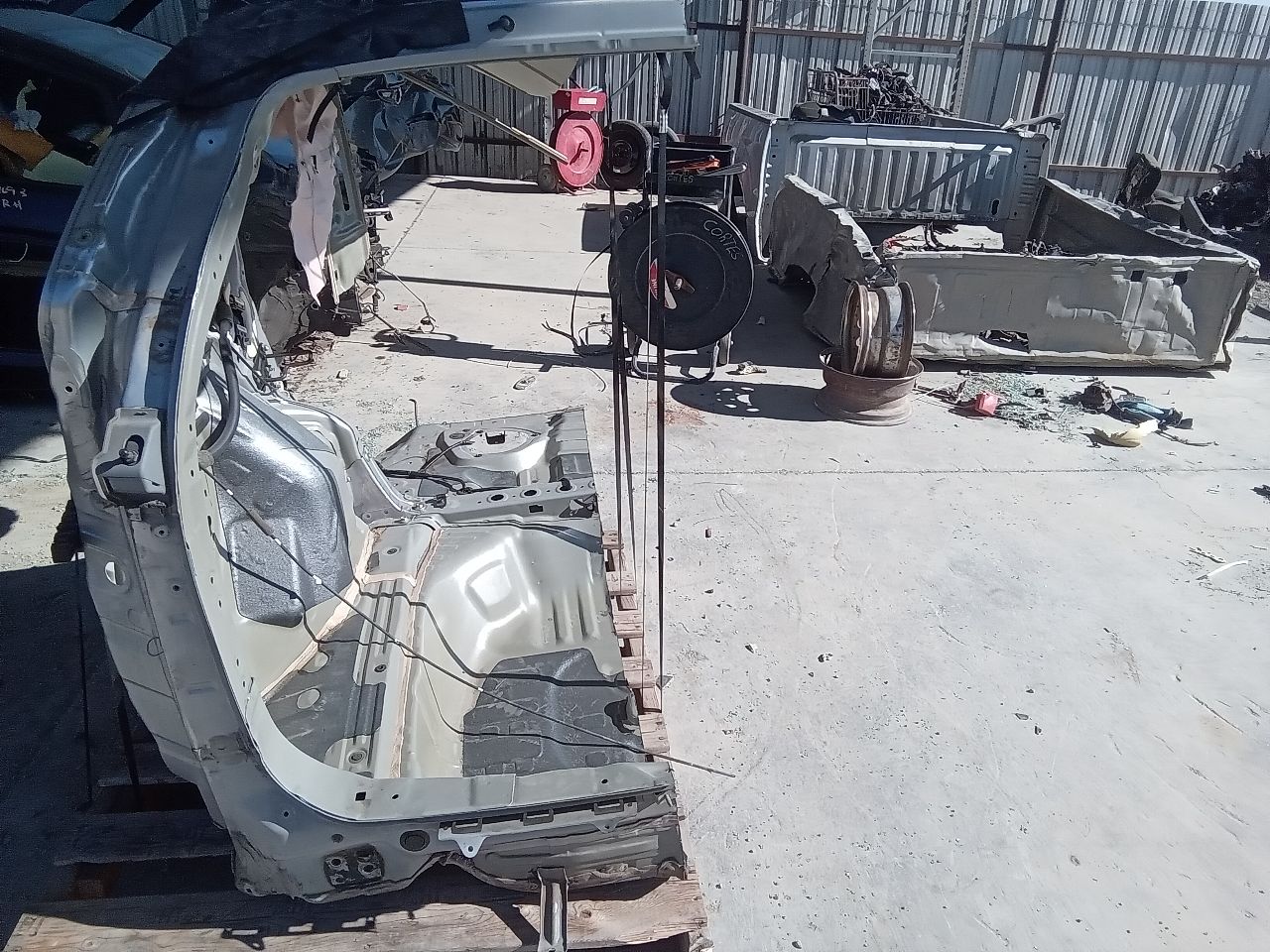 Part image 3