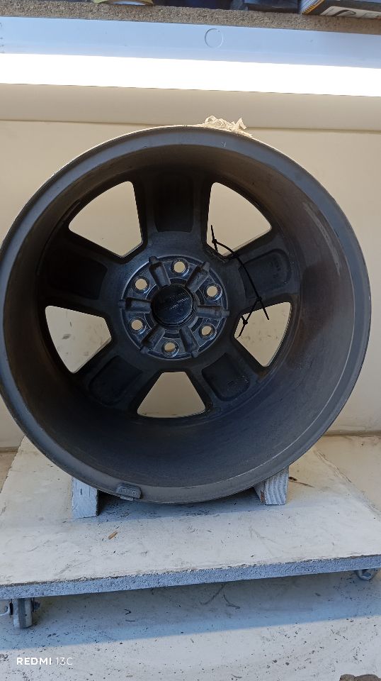 Part image 13