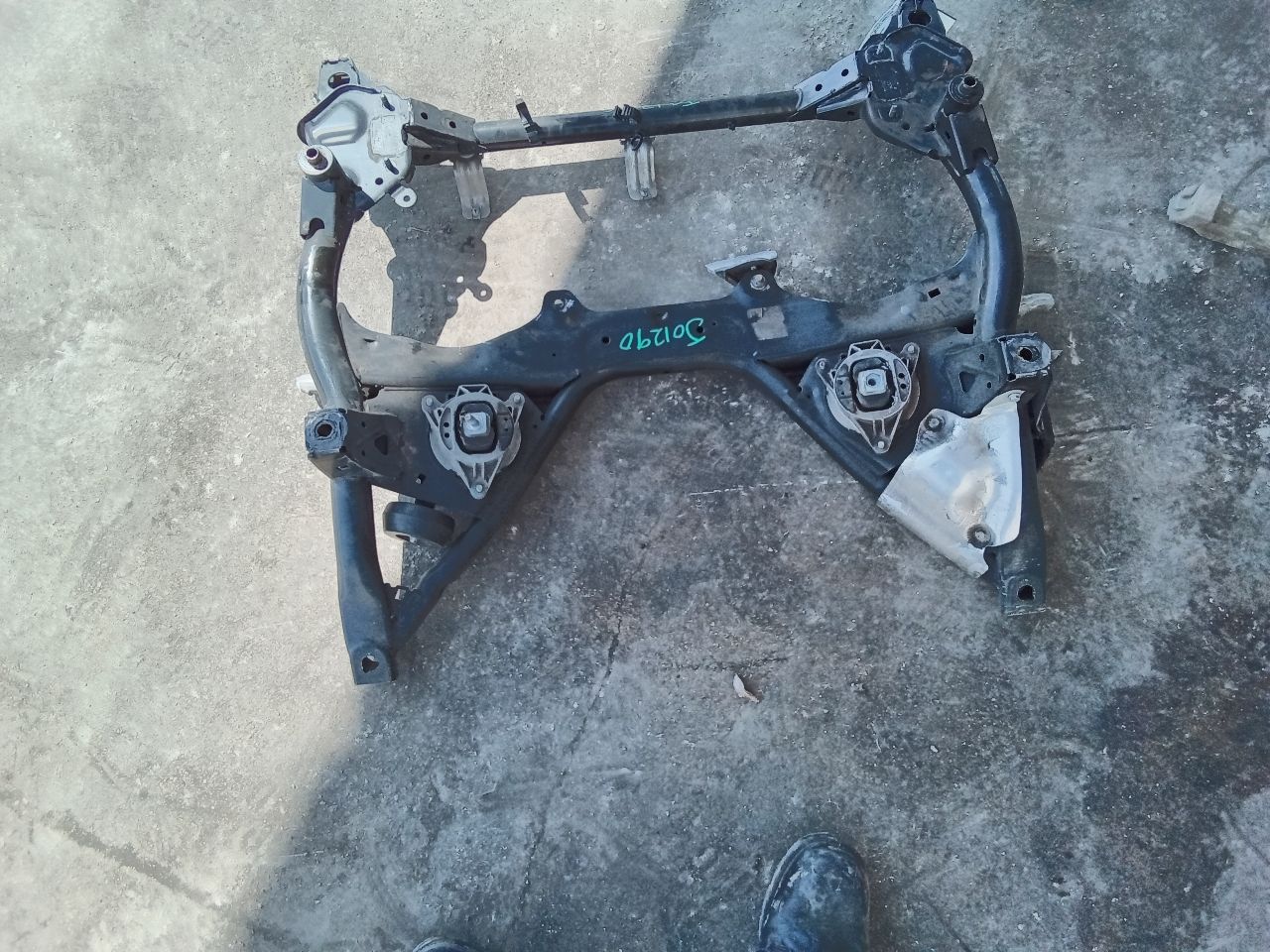 Part image 3