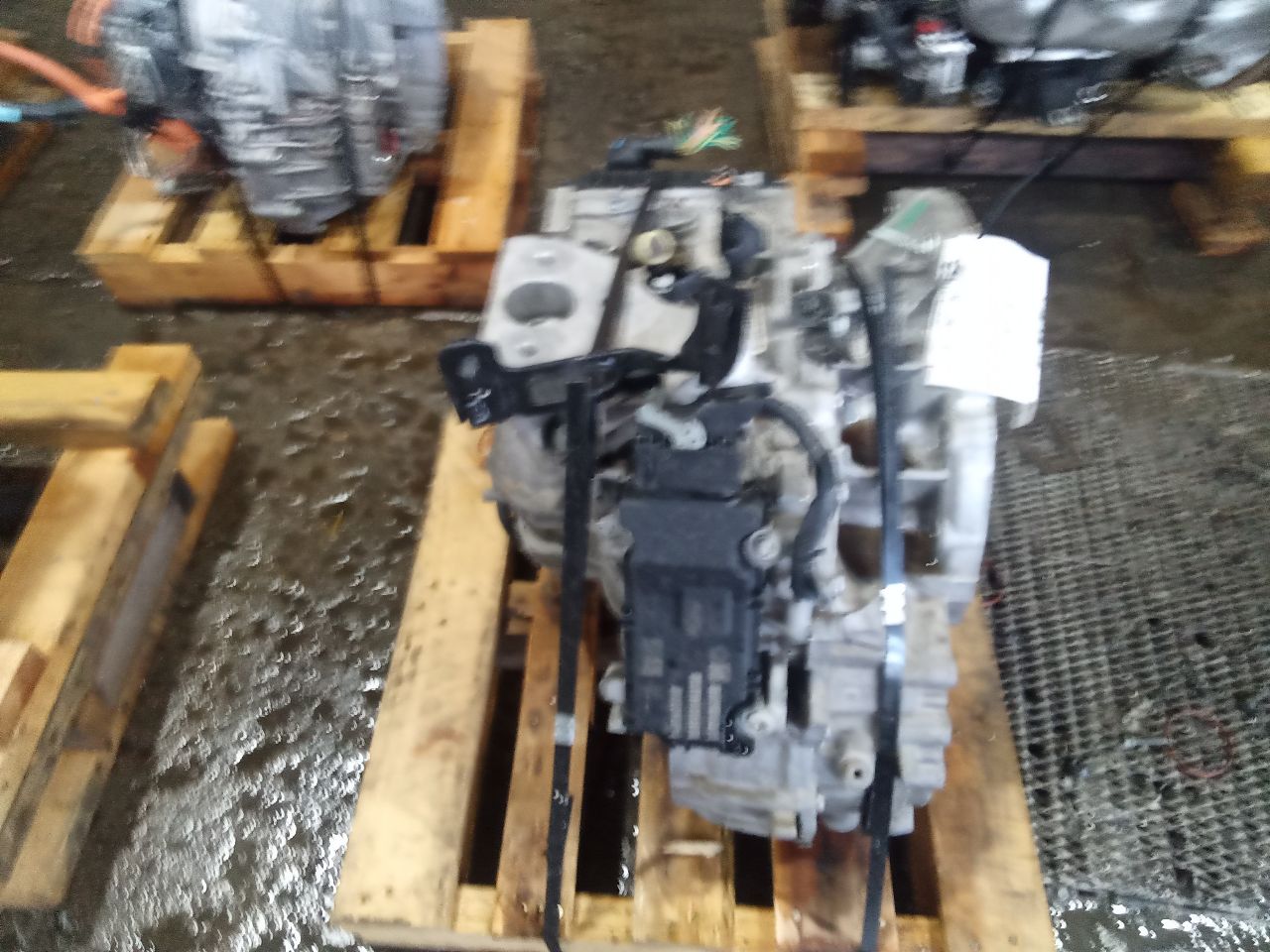 Part image 4