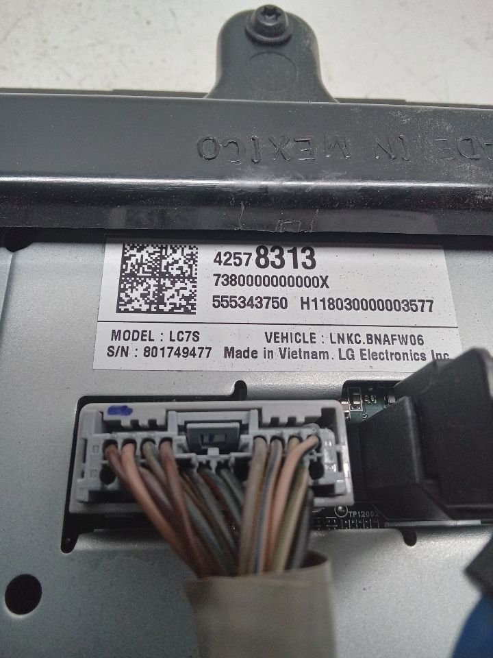 Part image 3