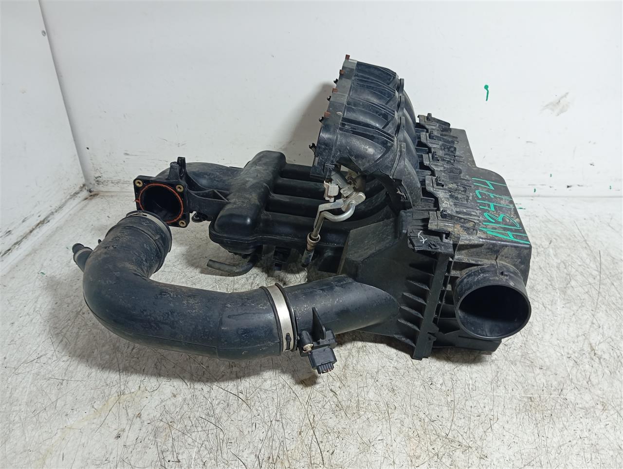 Part image 3