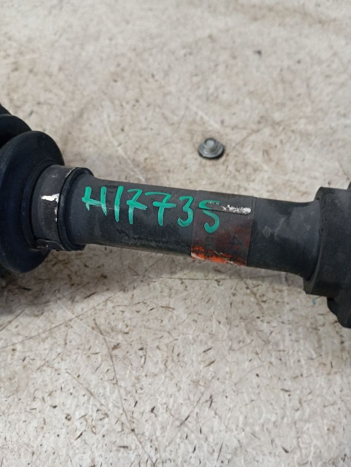 2013 Toyota VENZA Axle Shaft