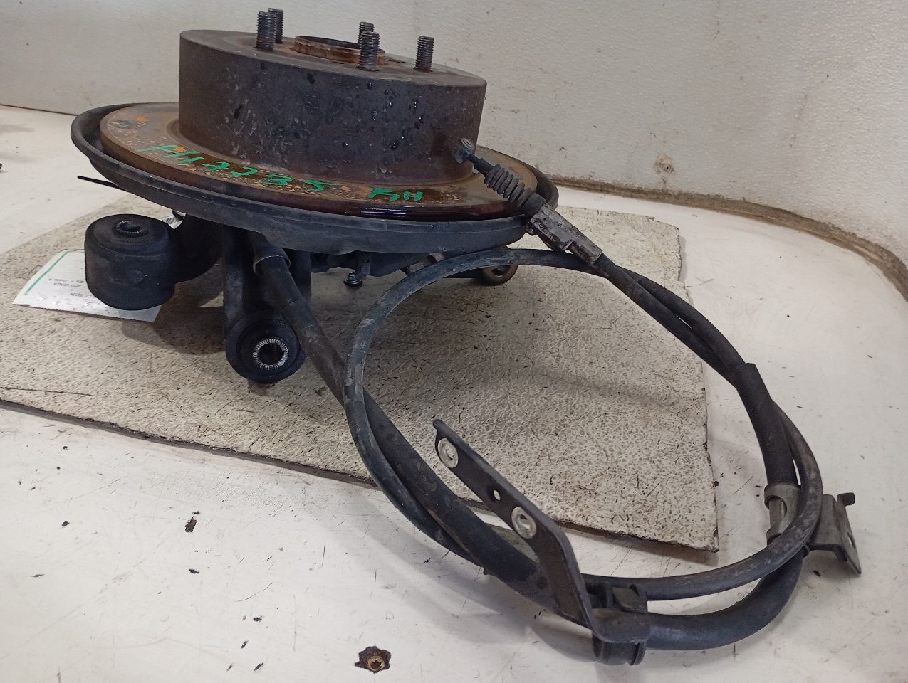 Part image 3
