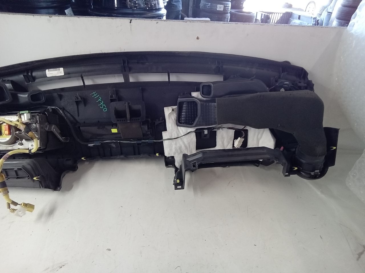 Part image 8