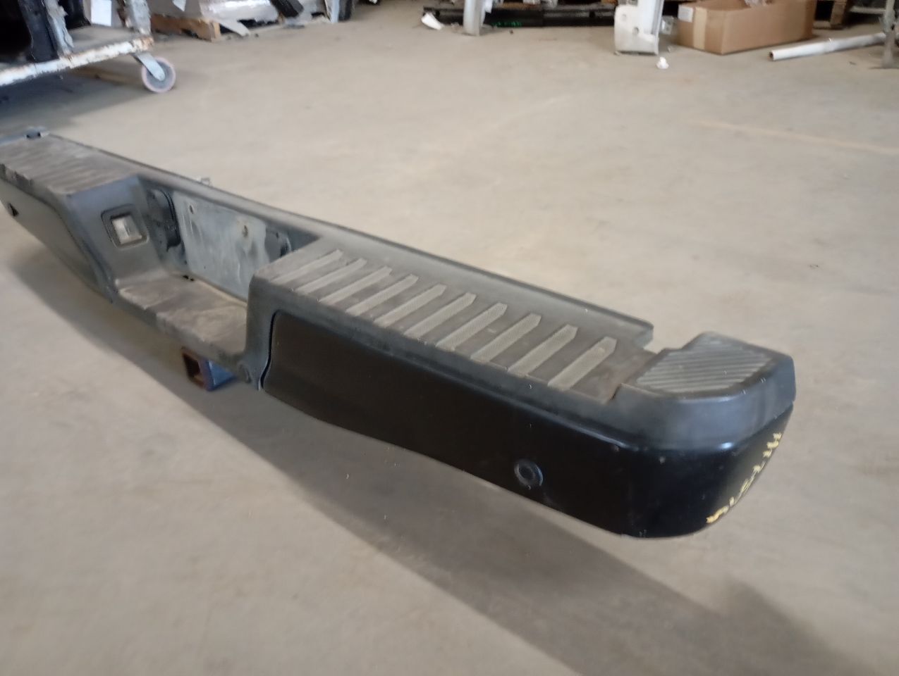Part image 3