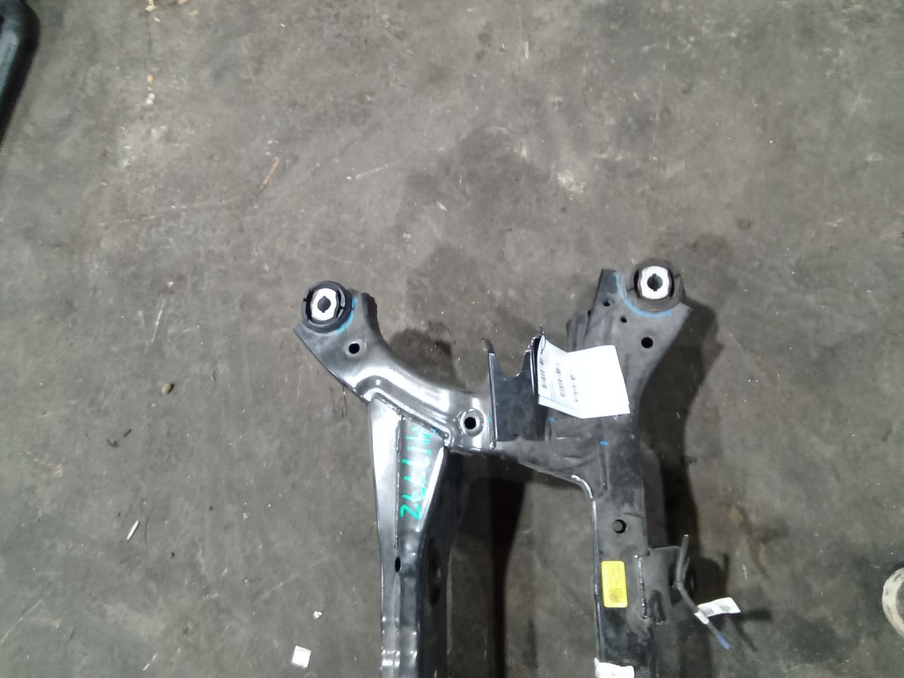 Part image 3