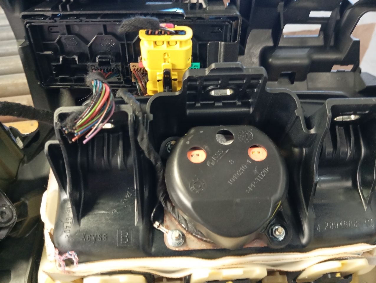 Part image 10