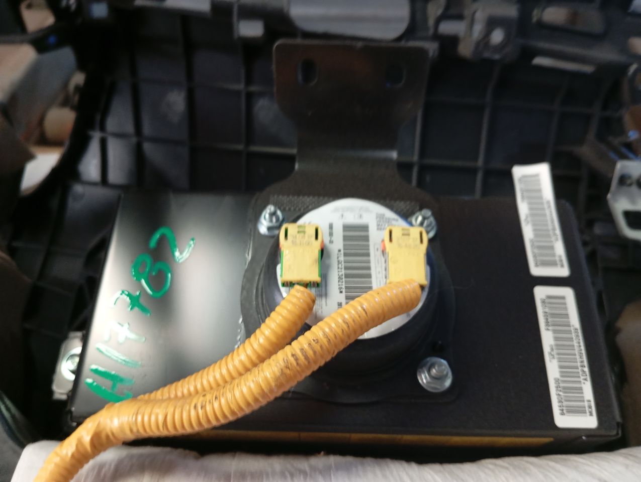 Part image 9
