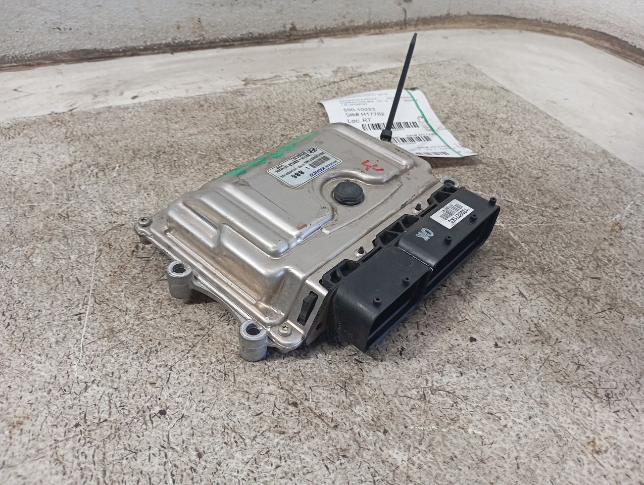 Part image 4