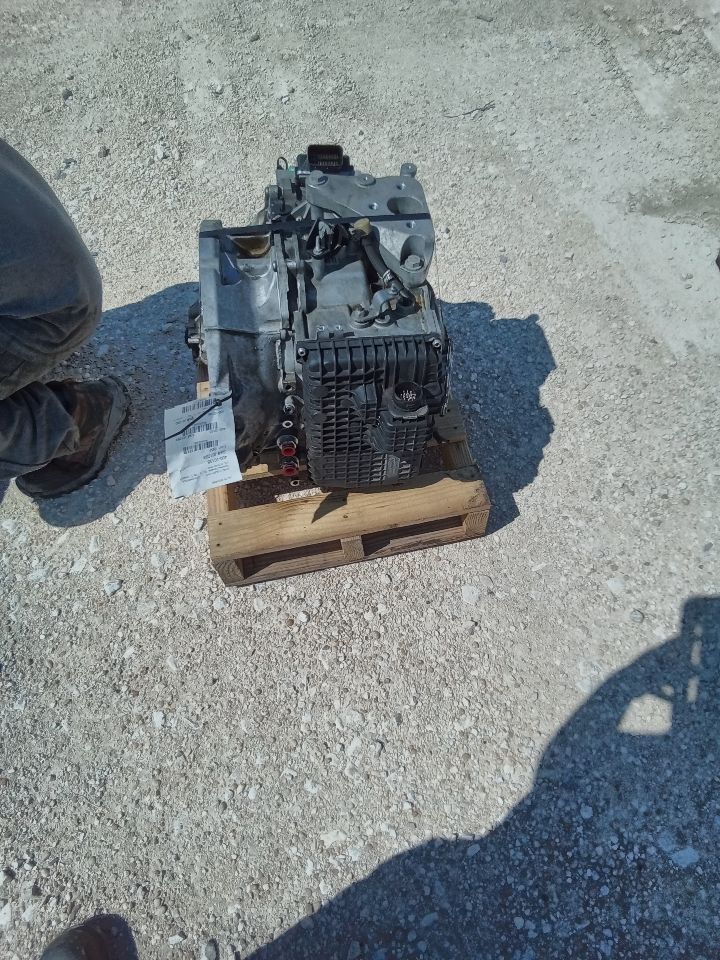 Part image 3